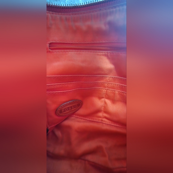 FOSSIL PURSE - Picture 2 of 3